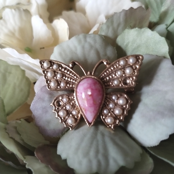 Vintage Butterfly Brooch Pin - Picture 3 of 12